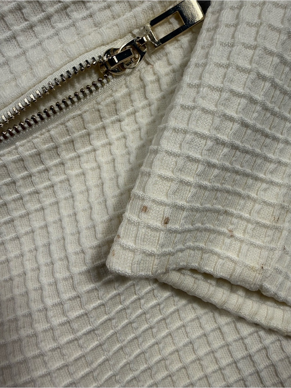 Chico's Size 1 Medium Off White Gold Waffle-Texture Stretch Zip Blazer - Picture 9 of 12